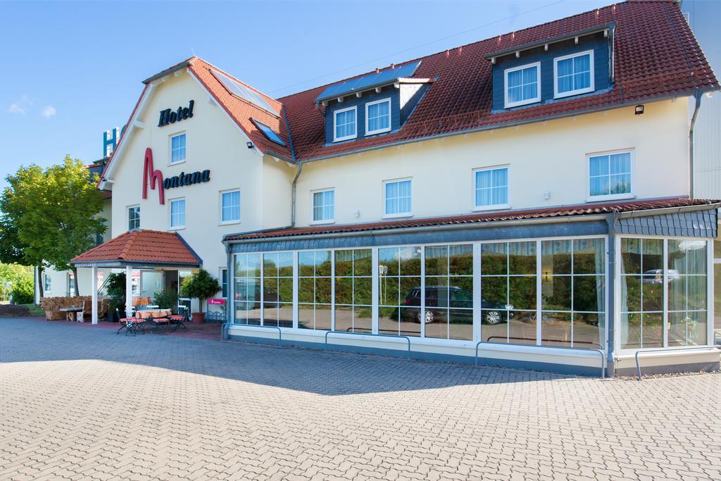 Hotel Montana Lauenau מראה חיצוני תמונה