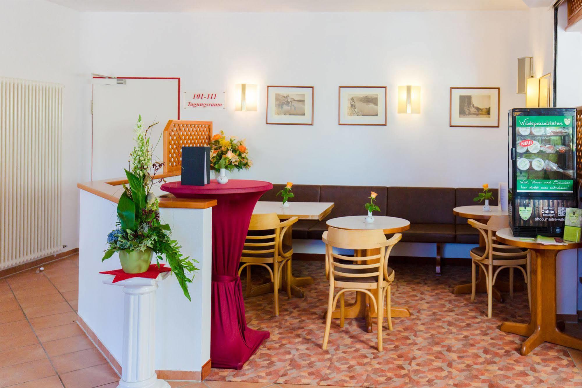 Hotel Montana Lauenau מראה חיצוני תמונה